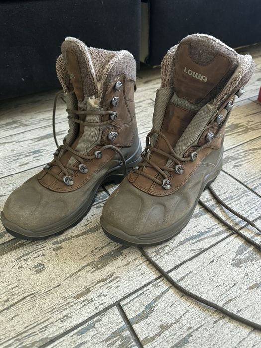 Берци,  ботинки LOWA 38р Оригинал новые зимние тёплые,  тактические