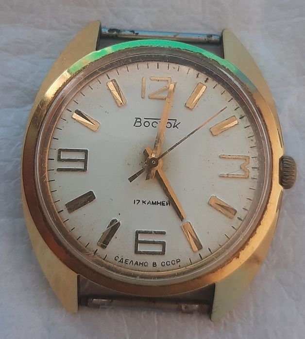 Часы Восток позолота СССР