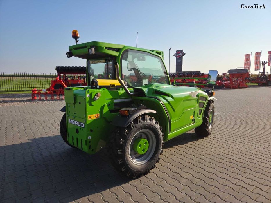 Ładowarka teleskopowa Merlo P27.6 Plus