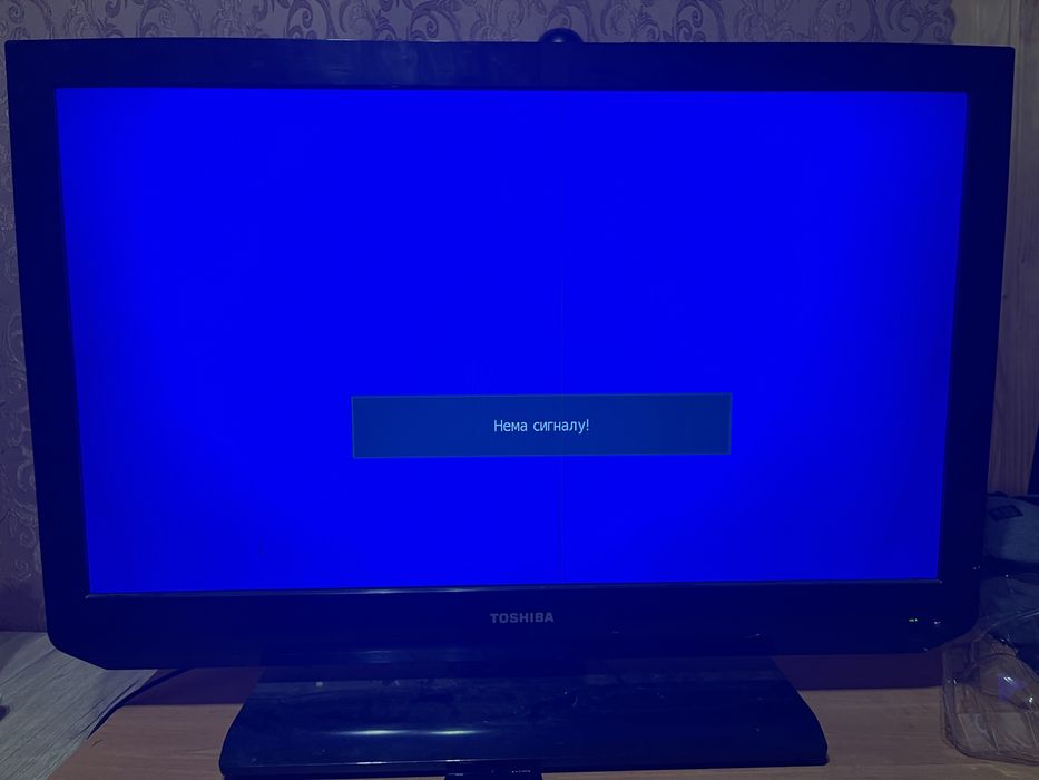 телевізор Toshiba 32EL833G.