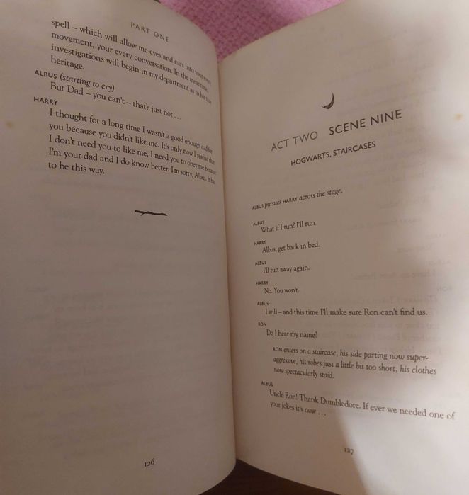 Livro Harry Potter and the cursed child