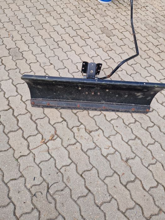 Pług do traktorka kłada