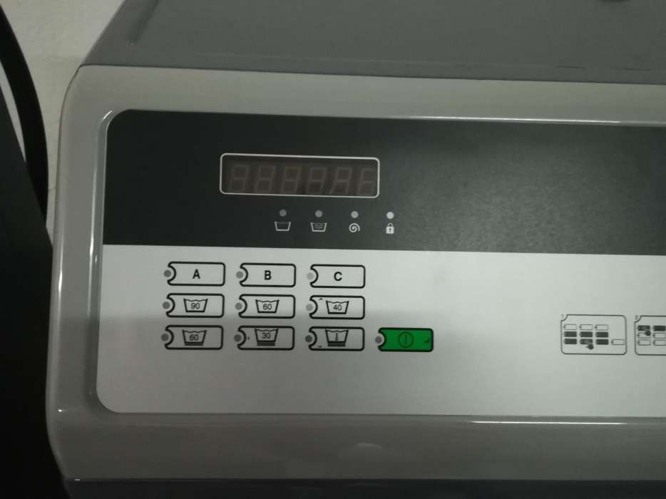 Máquina de lavar roupa industrial sanitária hospital e lares