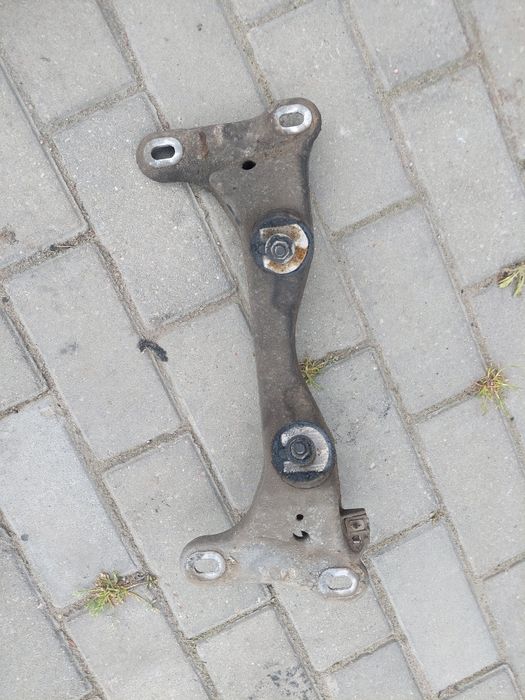 lapa podpora skrzyni bmw e87 e82 e81 e88 e90 e91 e92 e93 n43