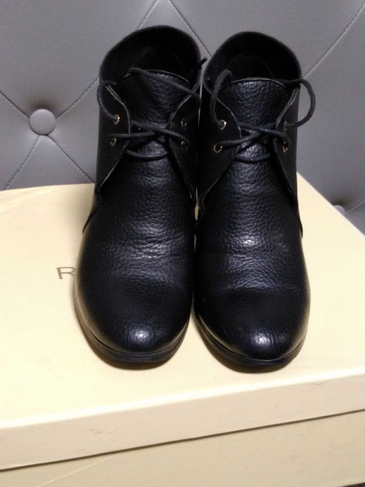 Ботильйони на підборах, 36 р.