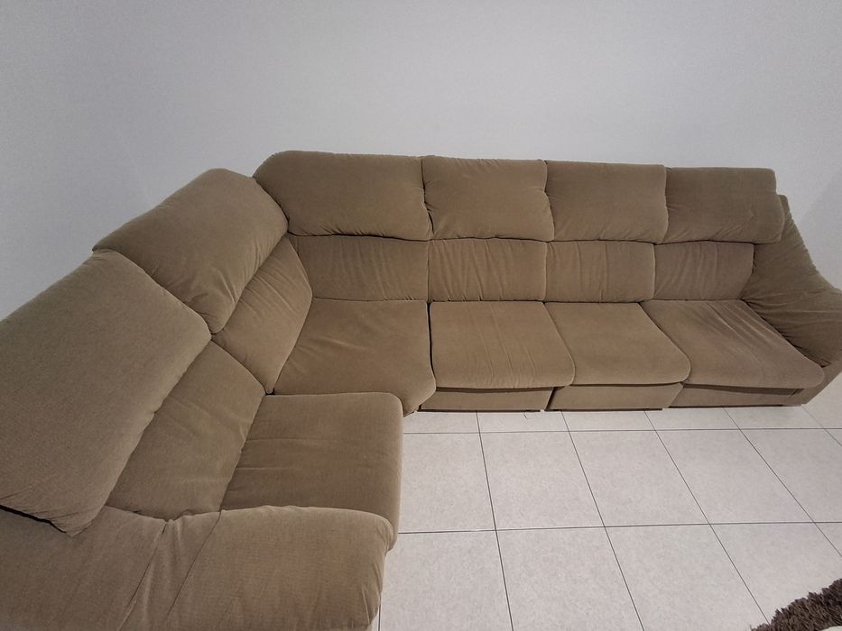 Sofá em L grande
