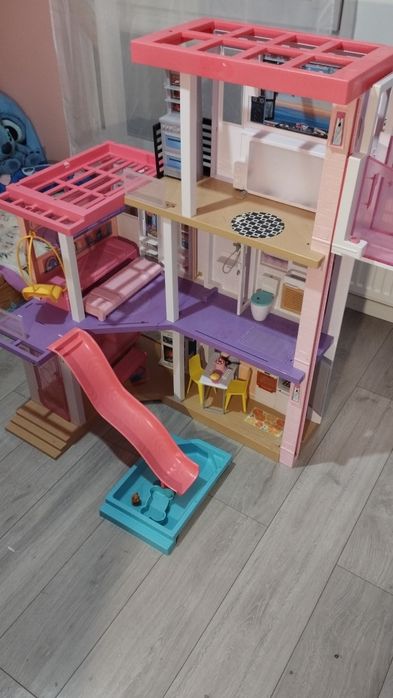 Domek dla lalek Barbie Dream House