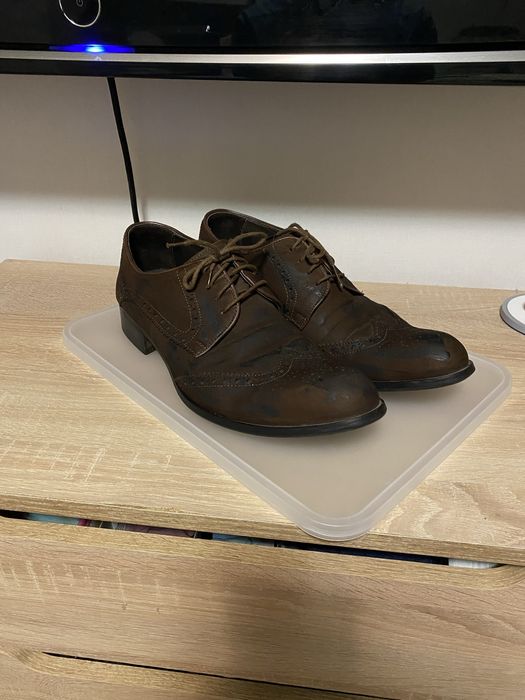 Туфлі натуральна шкіра 42р