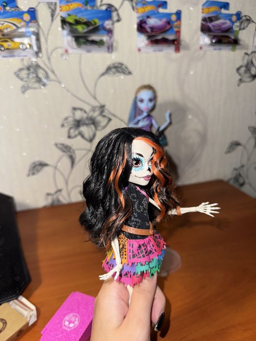 Монстер хай, Monster High, Скеліта Скаріж