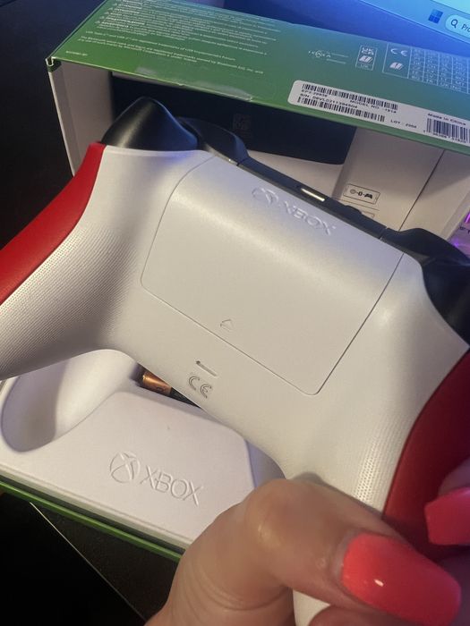 Comando Xbox Series X Pulse Red