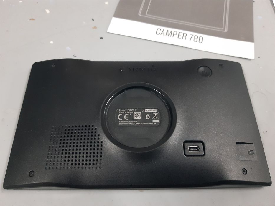 GPS Garmin Camper 780 com Câmara wireless de marcha-atrás.