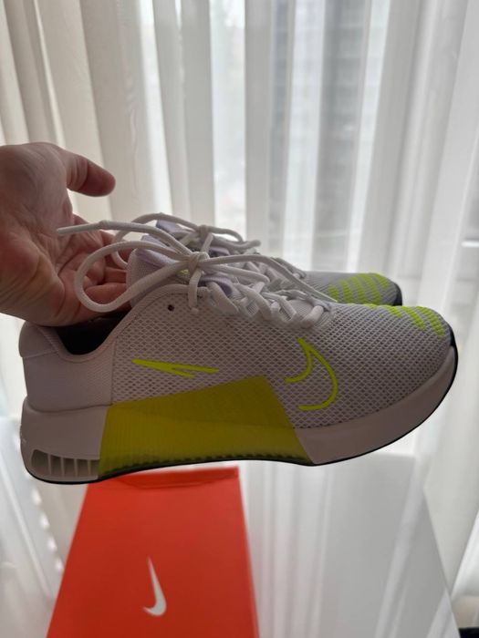 Кросівки жіночі Nike Metcon 9 White Нові кросівки найк