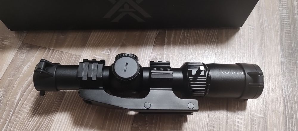 Приціл VORTEX ( новий)