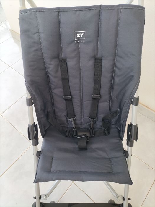 Carrinho bebé/criança marca ZY SAFE