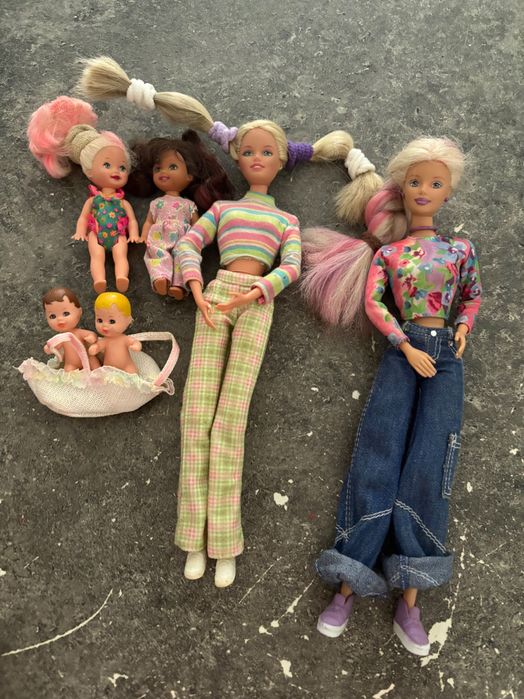 Barbies/ ken shellys etc…originais