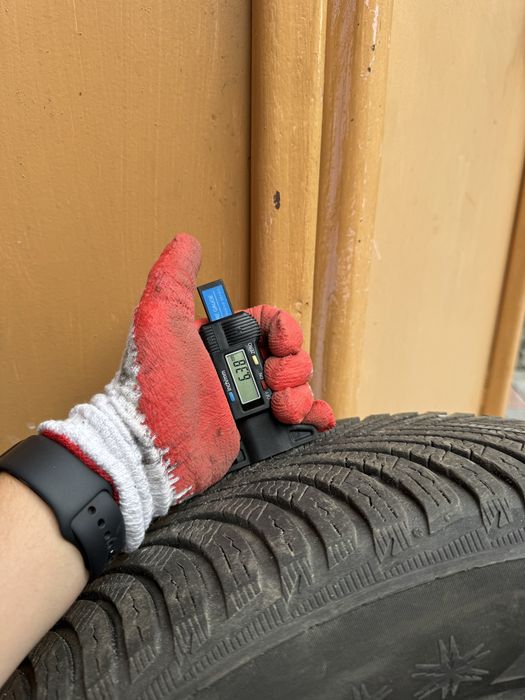Michelin Alpin 5 215/65/16 протектор 5.5-6.5мм (22 рік ) - пара