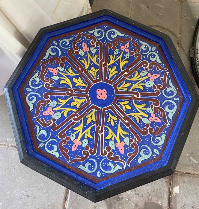 Mesa de Apoio Marroquina em Madeira, Pintada à Mão