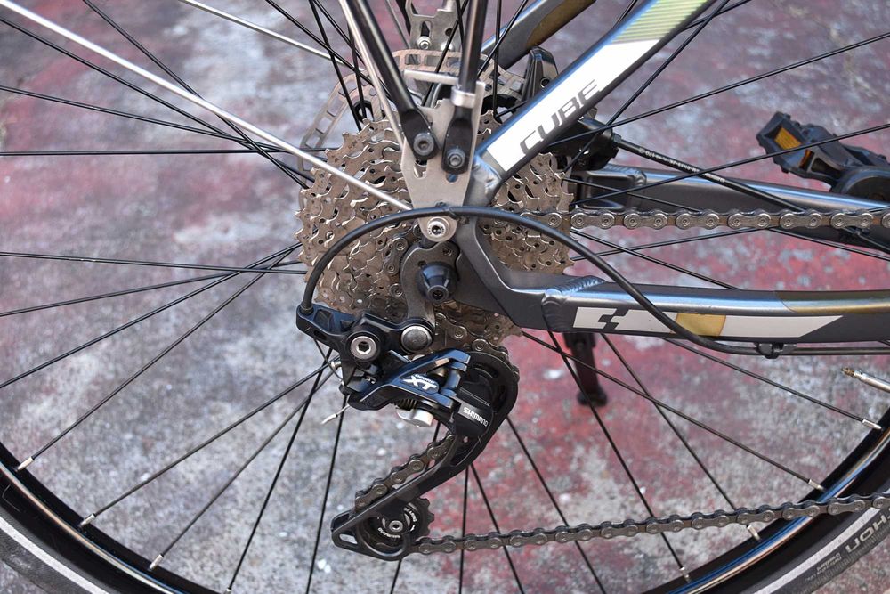 Bicicleta Cube Cross Pro