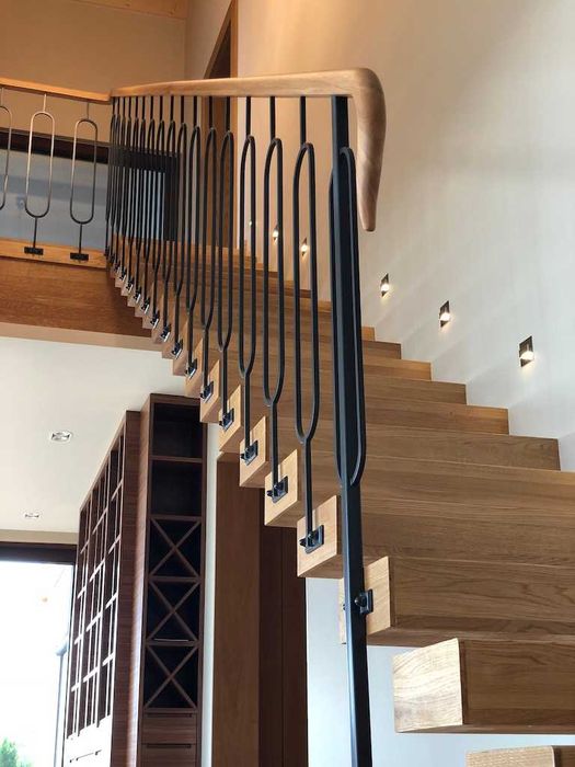 Schody półkowe dębowe z balustradą Wycena Gratis !