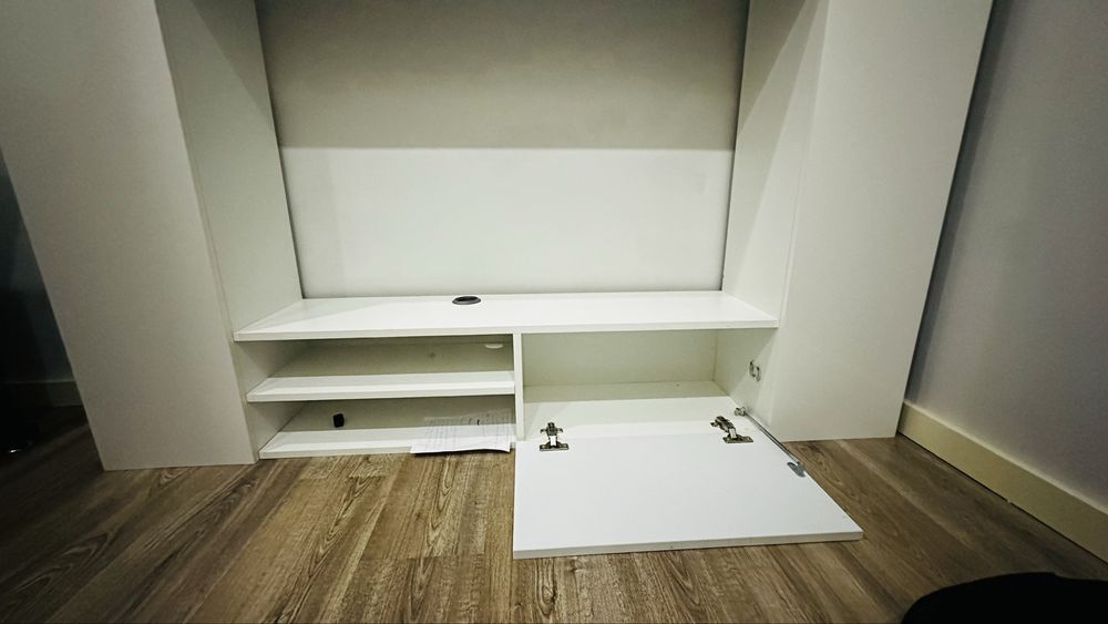 Consola de TV branco