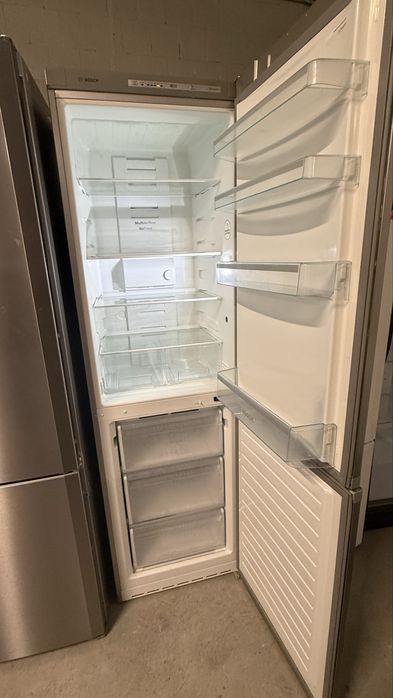 Холодильник Bosch no frost KGN39NL20/01 широкий, двухкамерный