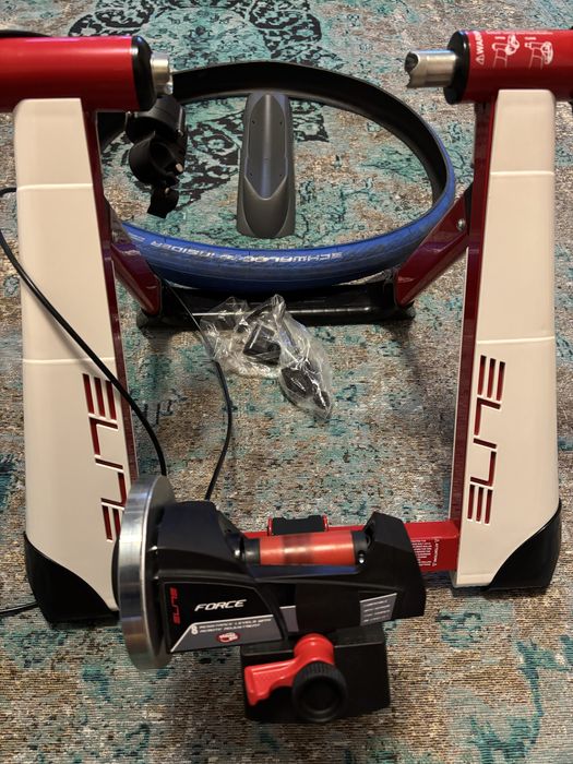 Trenażer Elite Novo Force Magnet + podstawka + opona