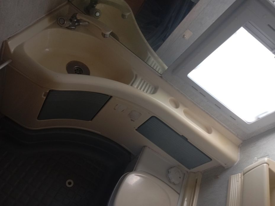 Autocaravana em ótimo estado