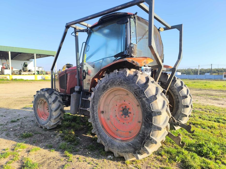 KUBOTA M135 - 140 cv