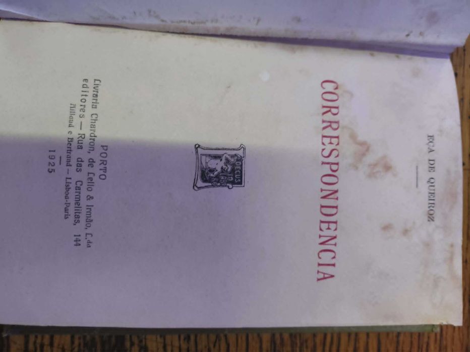 livro Correspondência de Eça de Queiroz, capa dura com relevo,1ªediçao 1925