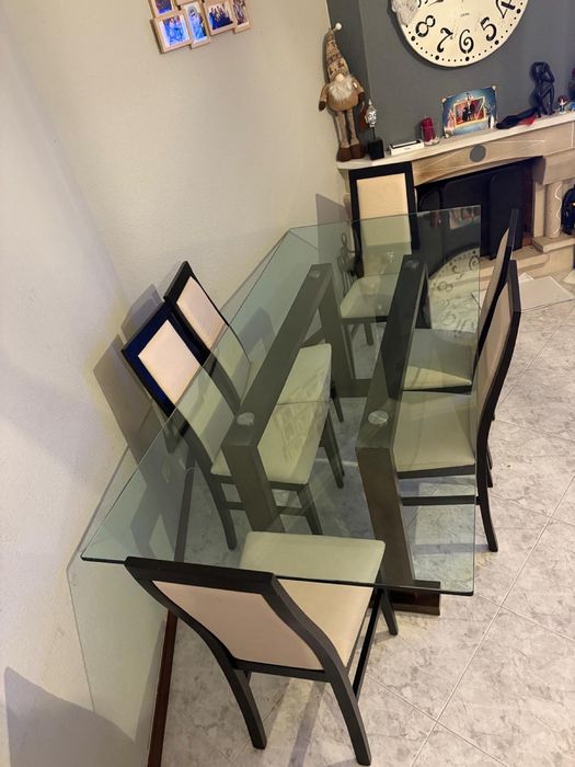 Mesa de sala +6 cadeiras