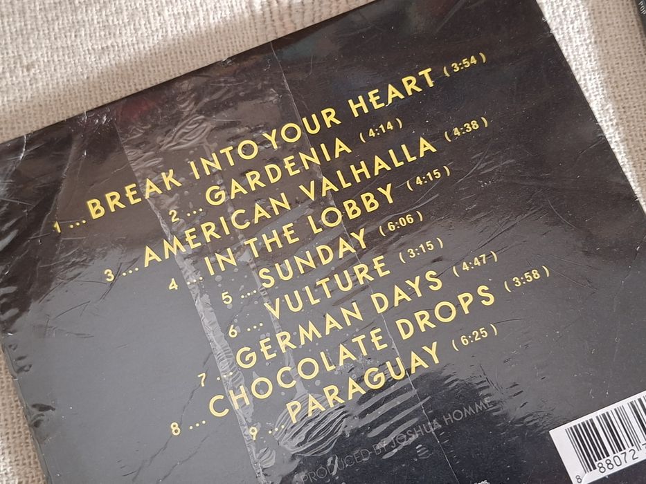 Dois cds ainda selados de Iggy Pop