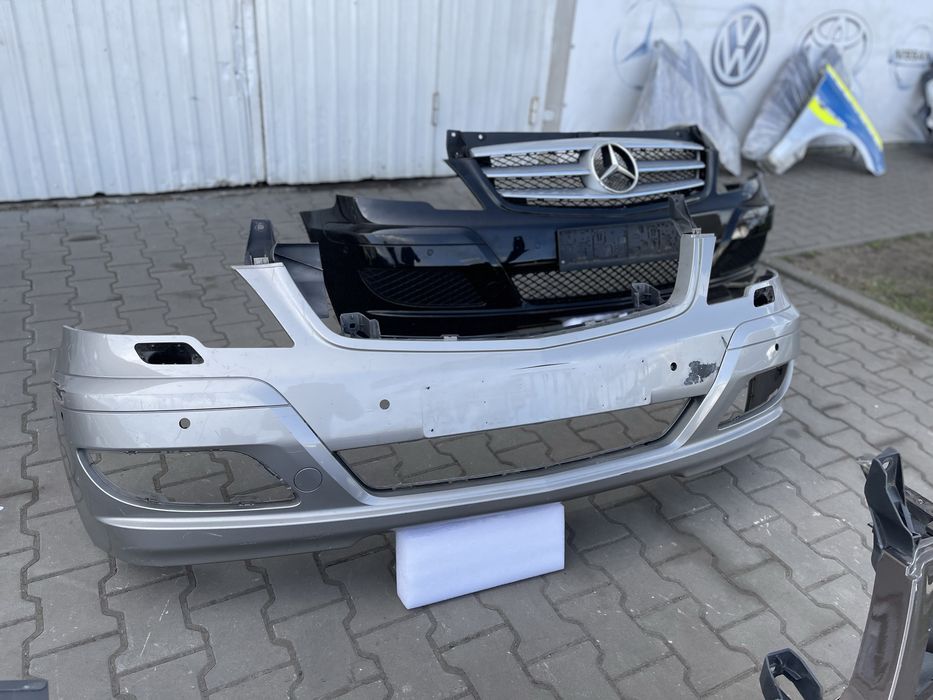 Бампер решітка віто віано Mercedes Vito 639 Viano w447 розборка