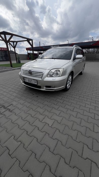 Toyota Avensis T25