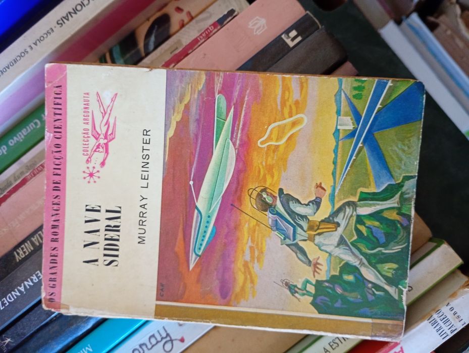 A nave sideral -Murray Leinscter-N-4 - Argonauta -1 edição - 20E- 5 contos de ficção científica -Isaac Asimov e outros 10E Desde 2E