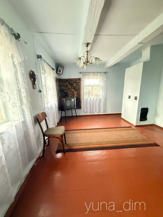 Будинок з земельною ділянкою|с.Молодаво Перше