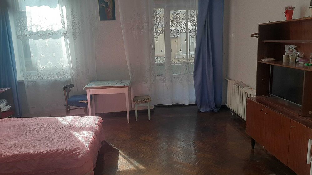 Продам комнату в коммуне