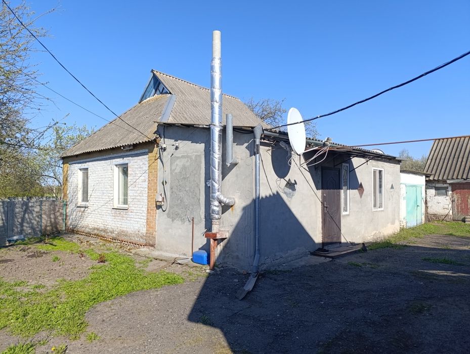Будинок в селі Ландарі