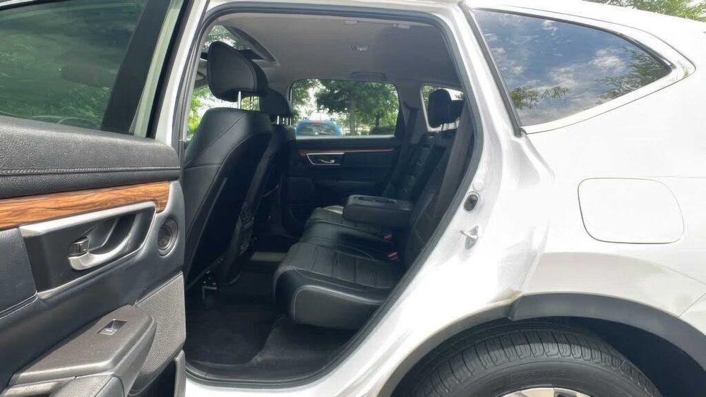 Honda CR-V      2020