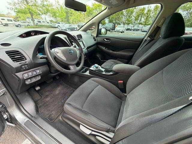 2016 Nissan LEAF