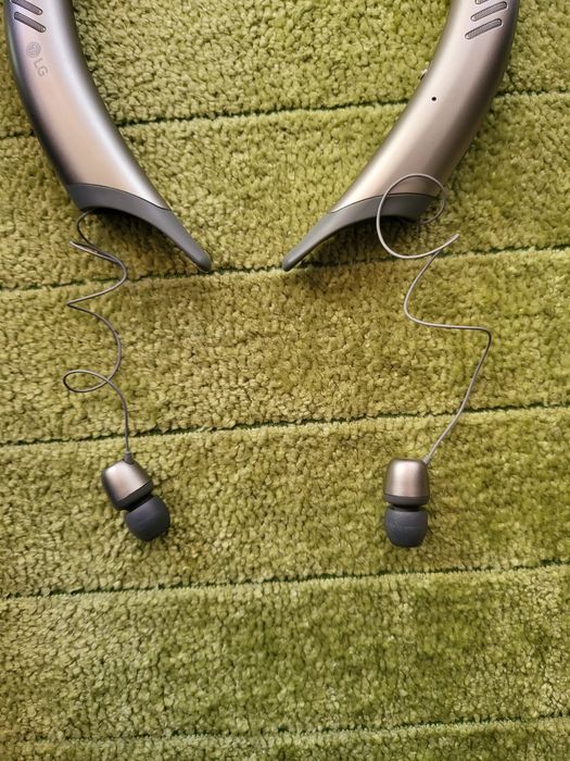 Lg hbs-a100 tone active+