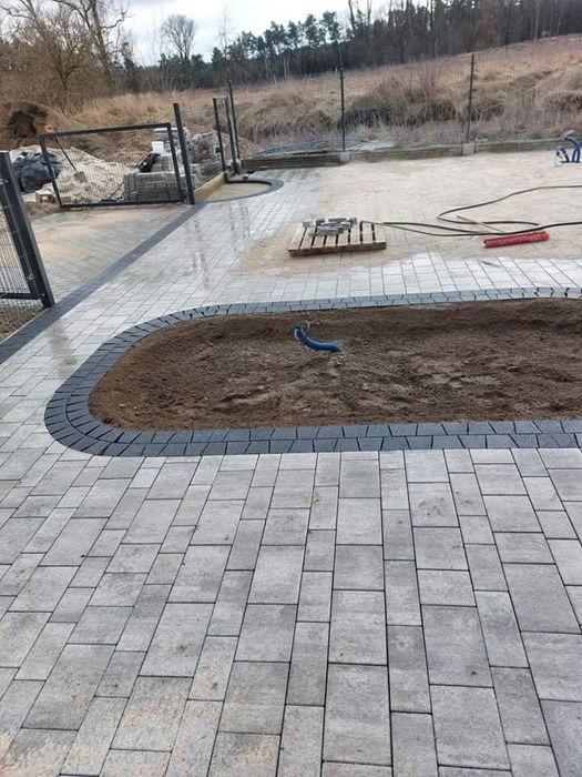 Ukladanie kostki brukowej