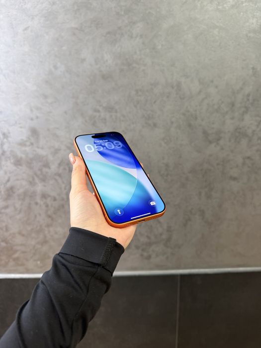 Used IPHONE 17 Pro 256 Cosmic Orange Neverlock Дорошенка,28 IGrand