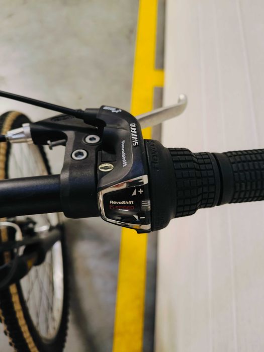 Bicicleta roda 26 - orbita/Shimano (+ assento criança)