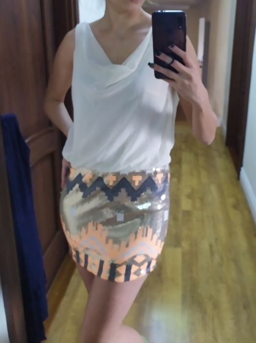 Mini sukienka z cekinami. Hit! M. Cekiny impreza sylwester