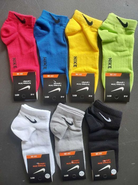 Низькі/короткі шкарпетки Nike/Найк яскраві/яркие носки