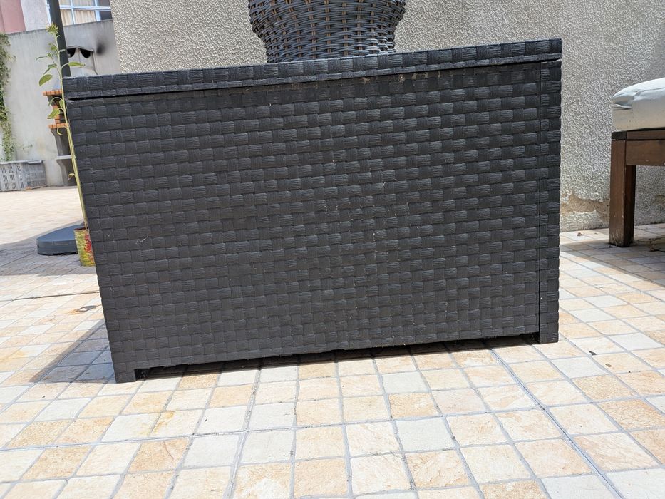 Vendo em conjunto ou individual sofás de jardim