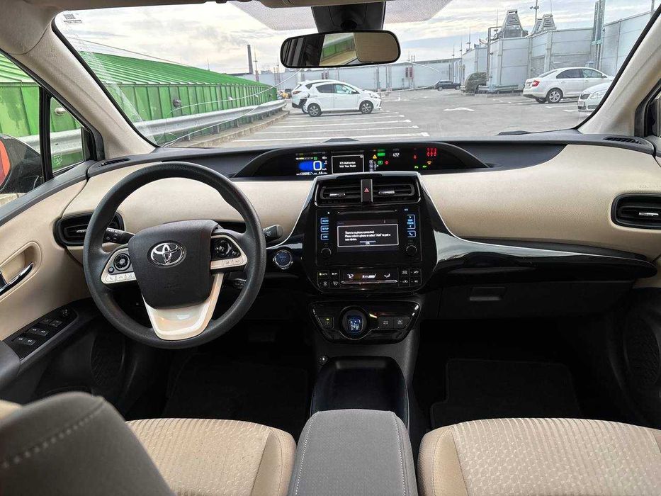 Аренда авто под такси. Prius Hybrid 2020г 5-6л газу/100км