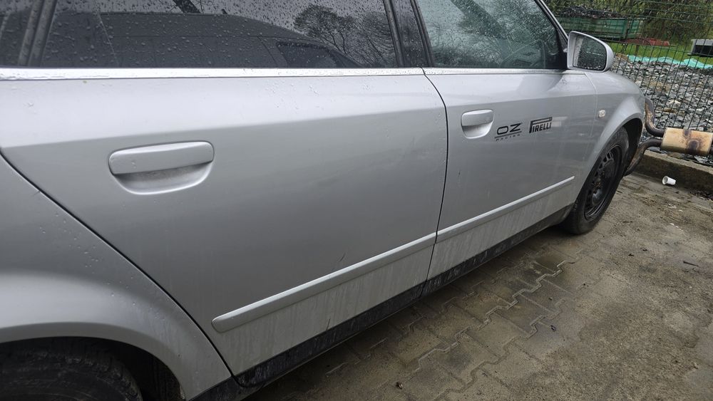 Audi a4b6 tdi  drzwi