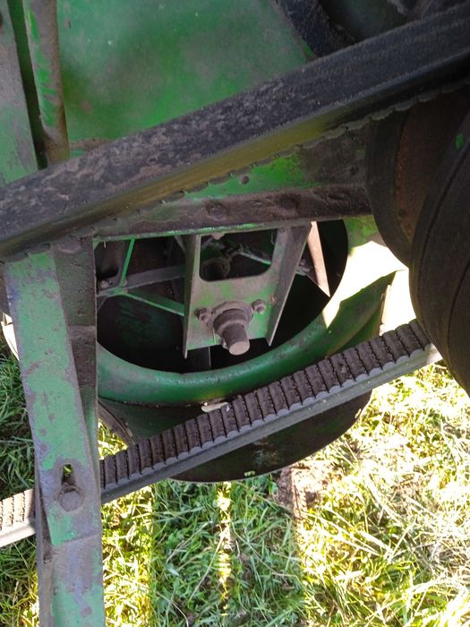 Комбайн Johd deere 1075