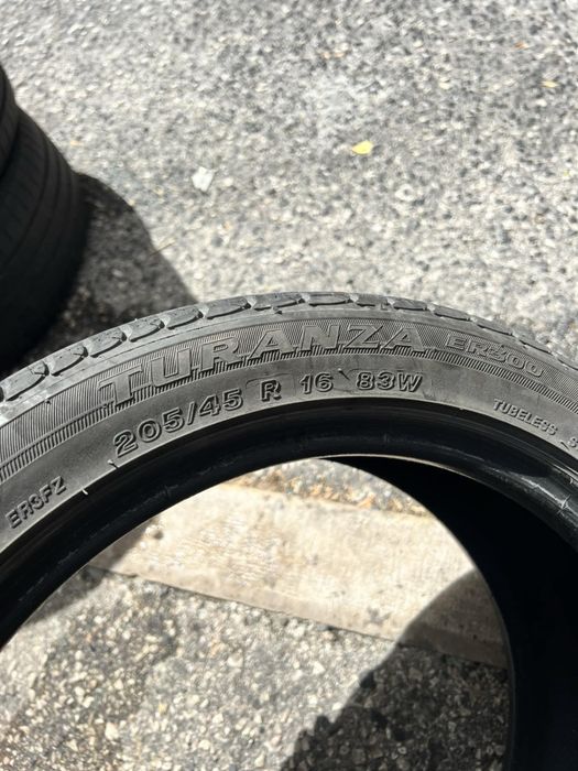 205/45/16 Bridgestone 2 pneus